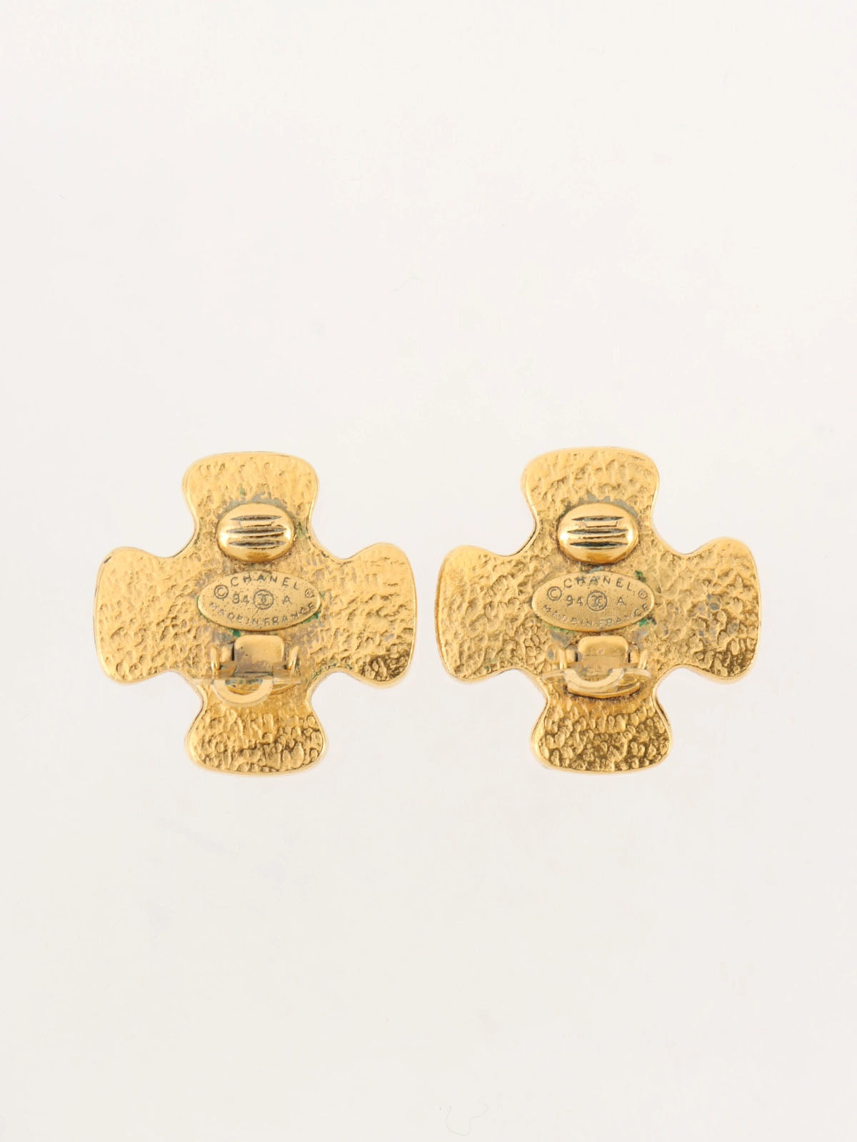 1994 Gripoix 珍珠 CC 标志设计耳环(金色/红色/白色)