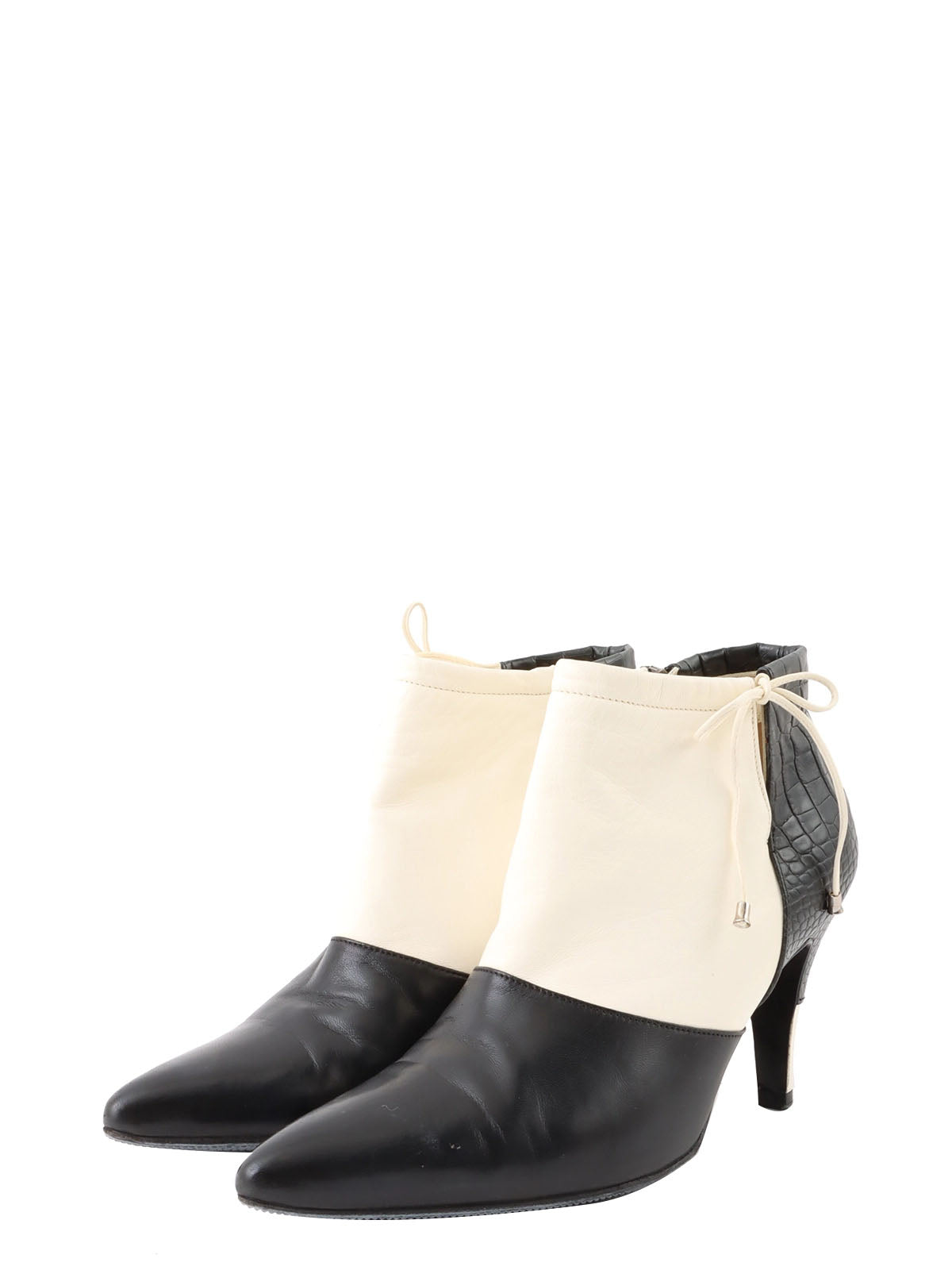 Two-tone Crocodile Embossed CC Mark Zip-Up Booties Black/White