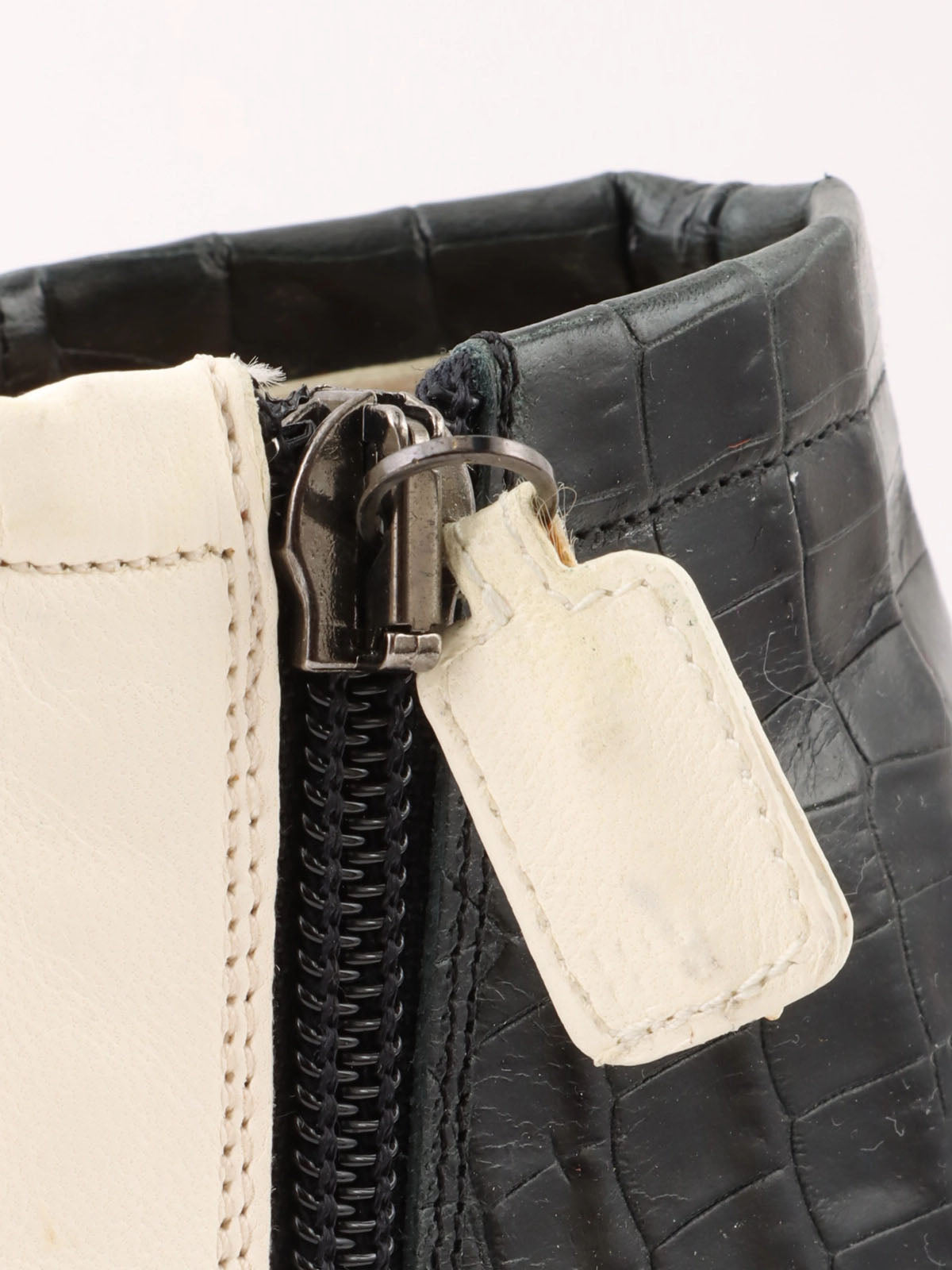 Two-tone Crocodile Embossed CC Mark Zip-Up Booties Black/White