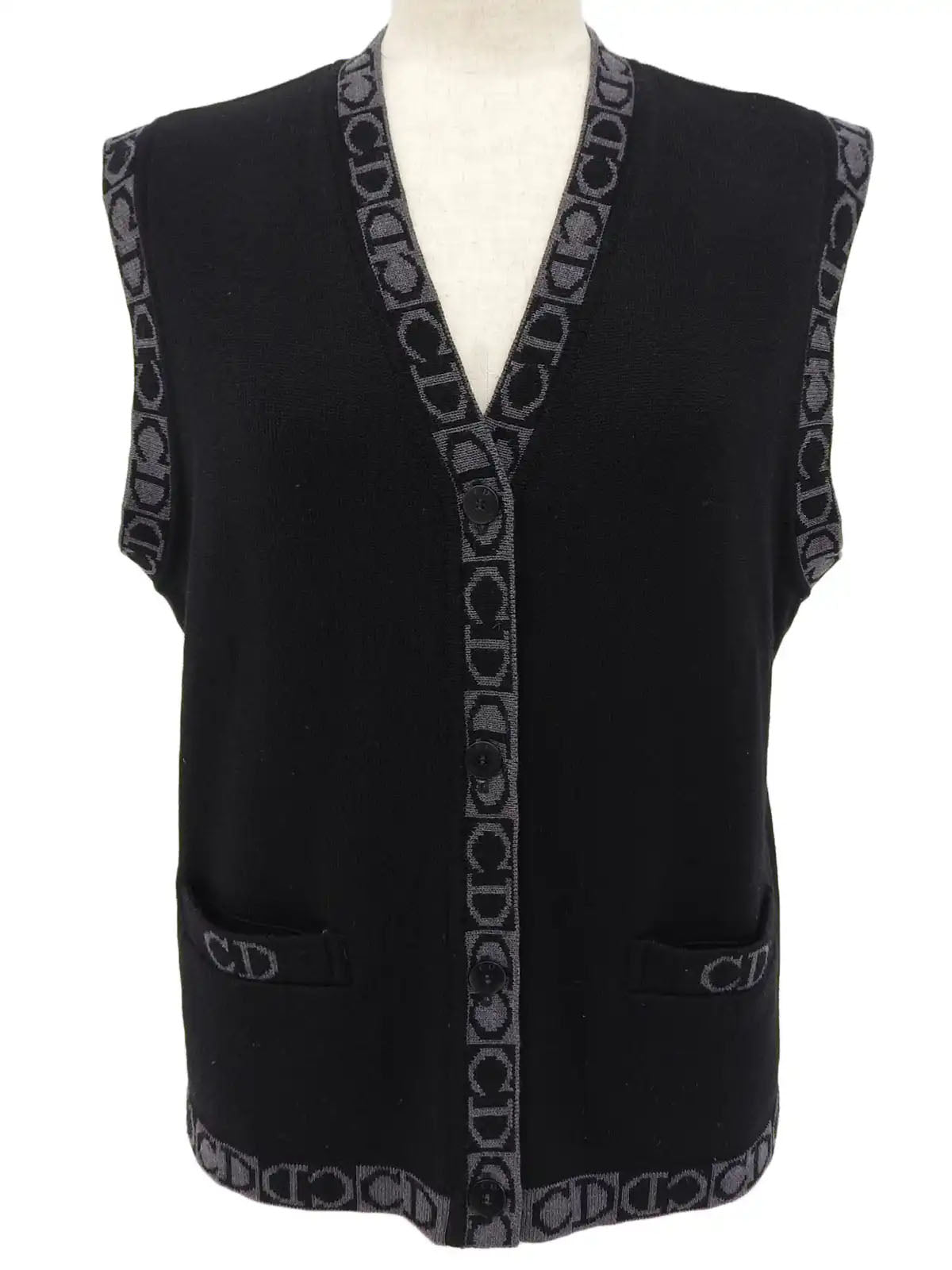 Logo Pattern Knit Vest in Black