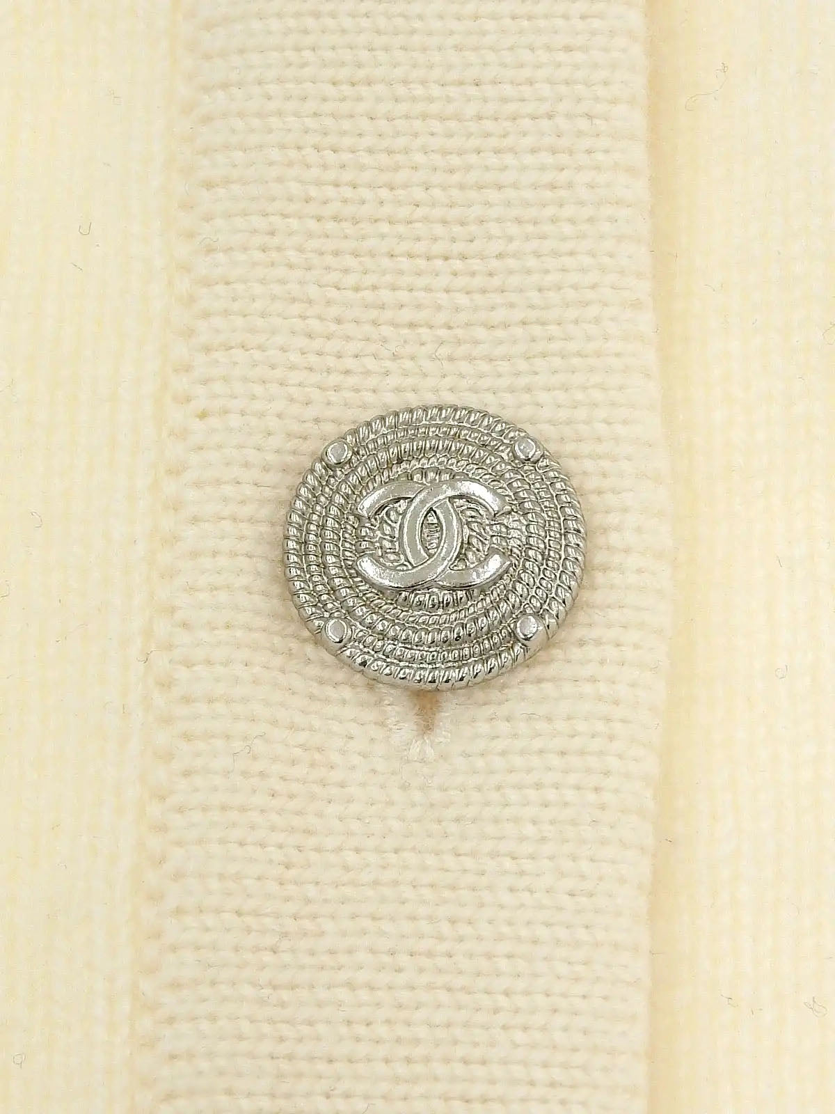 Cashmere CC Mark Button Bead Design Knit Cardigan in Ivory/Multi