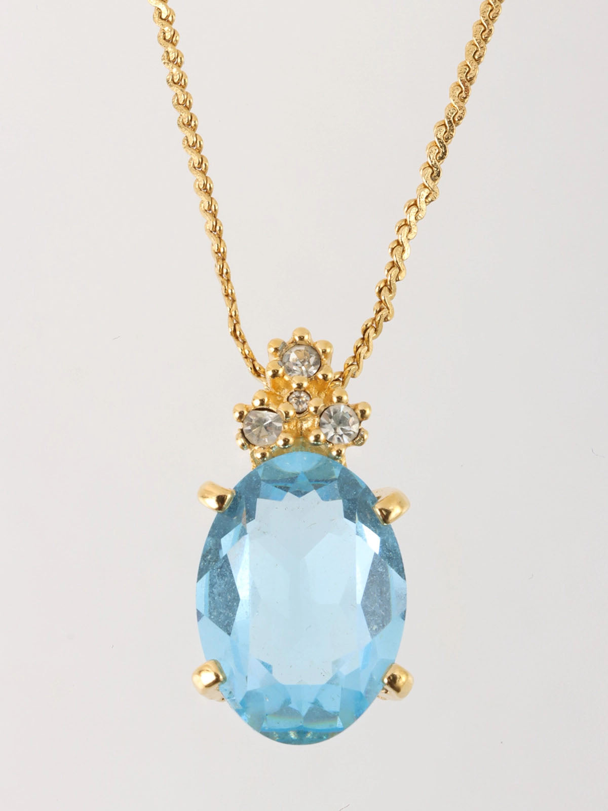 冰蓝色/金色椭圆形水钻项链