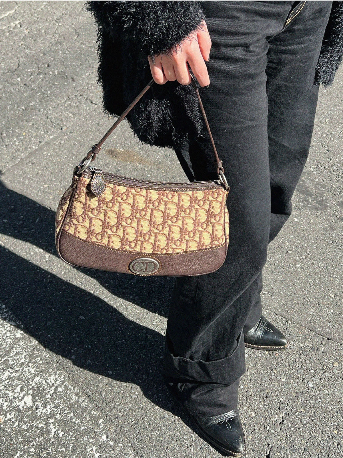 Trotter 图案徽标牌单肩包 棕色