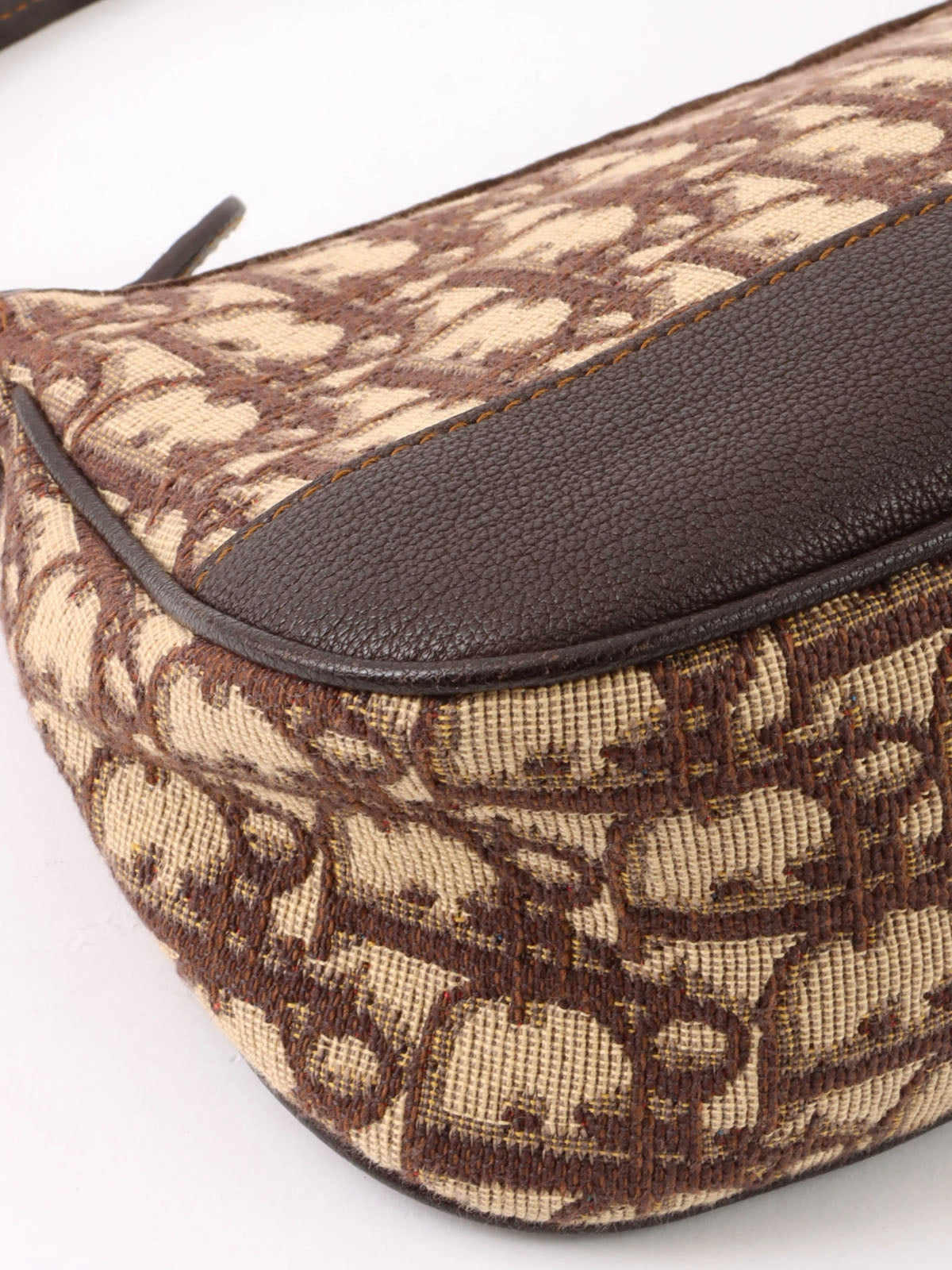 Trotter 图案徽标牌单肩包 棕色