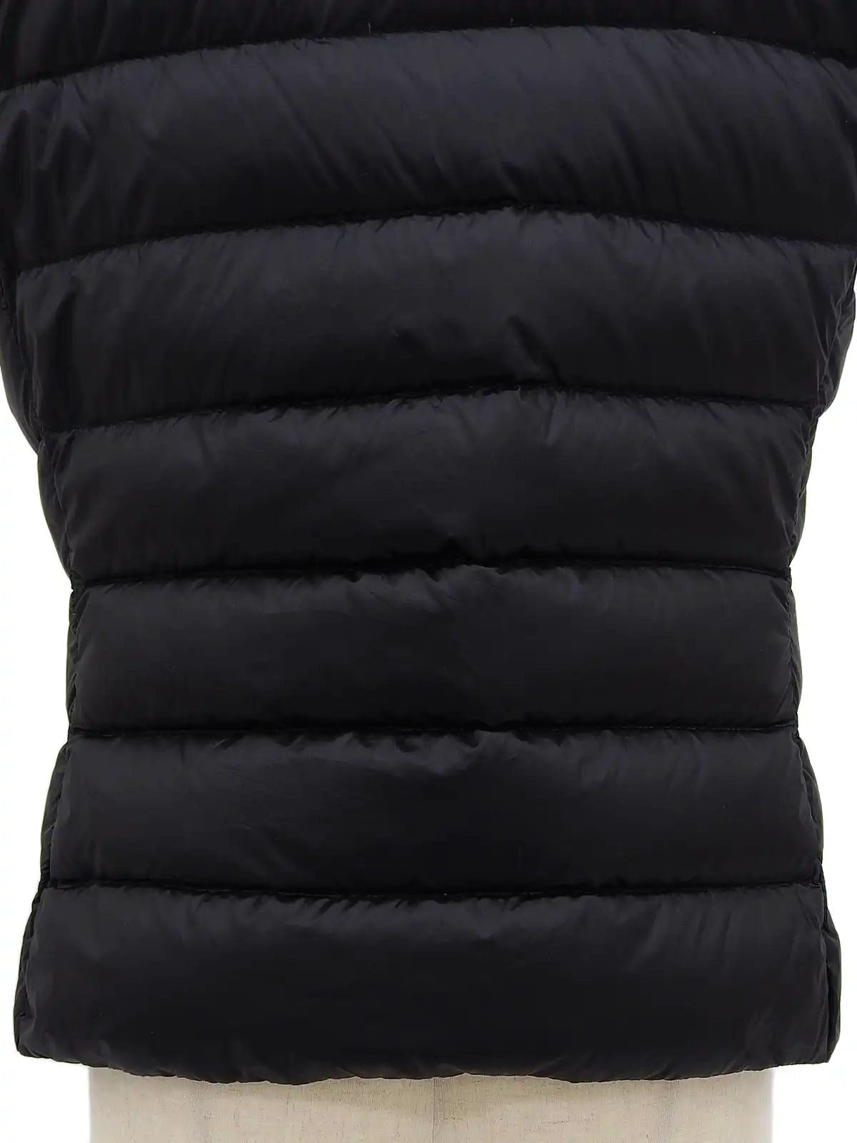 Logo Plate Down Vest Black