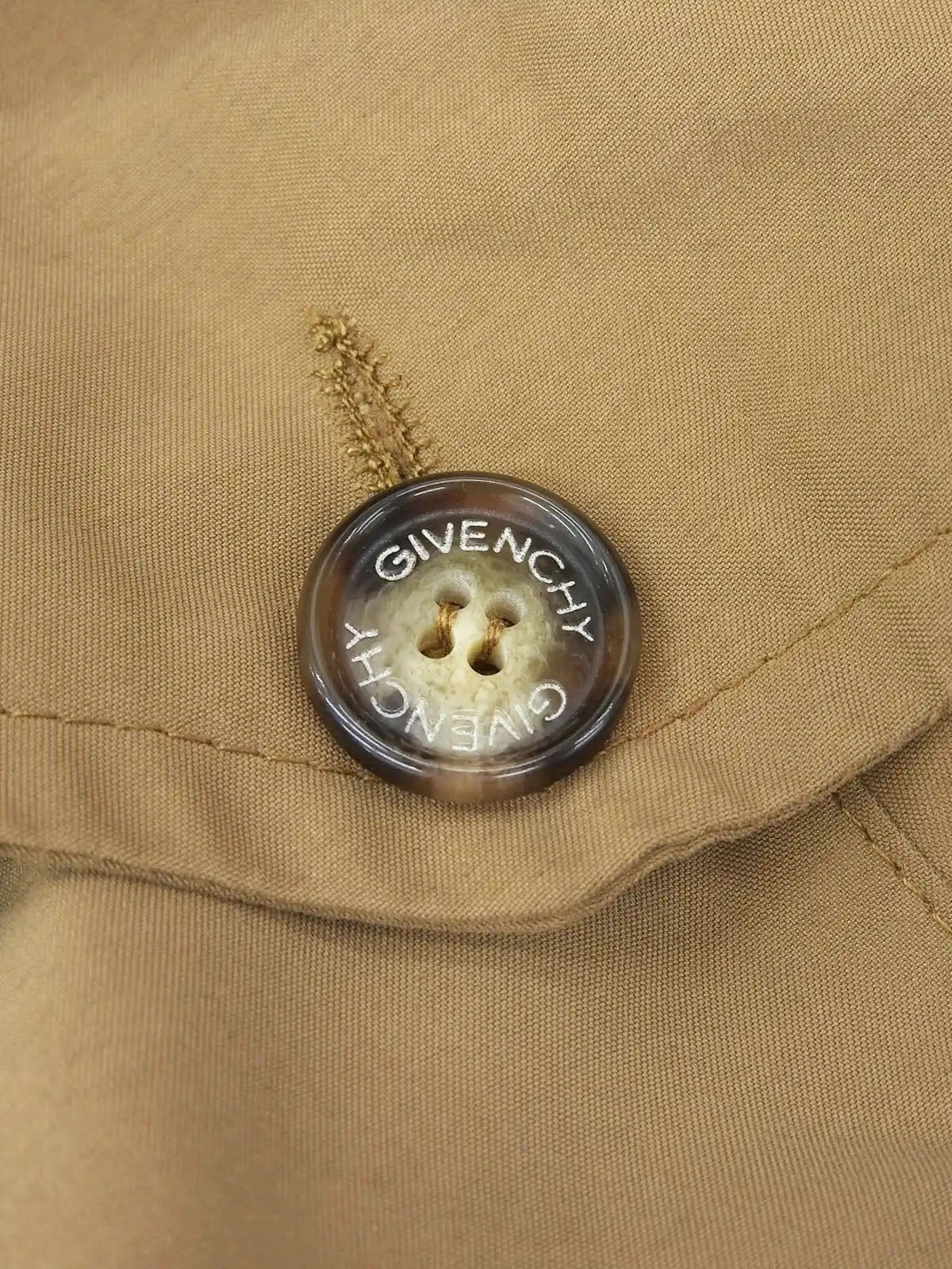 ロゴボタンロングコート ブラウン