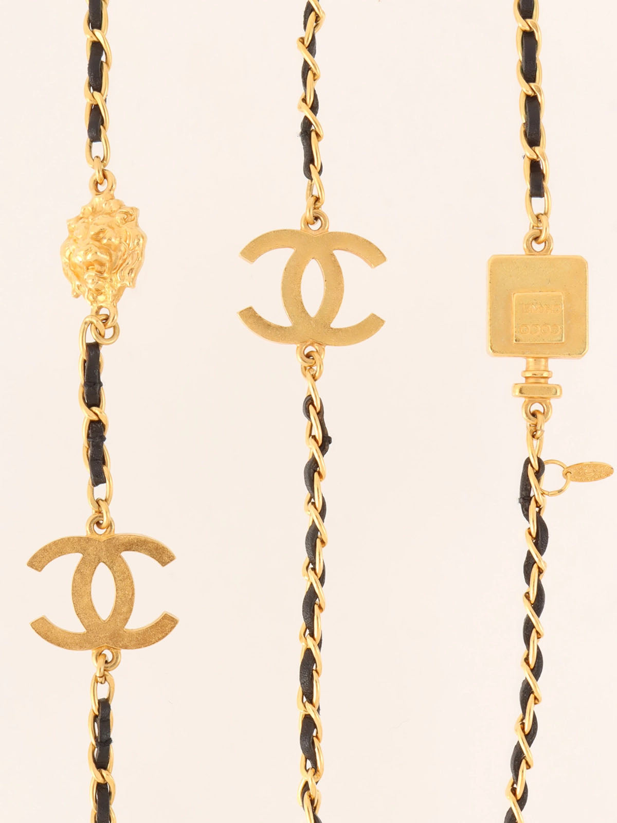 1995 Multi-Motif Chain Long Necklace Gold/Black