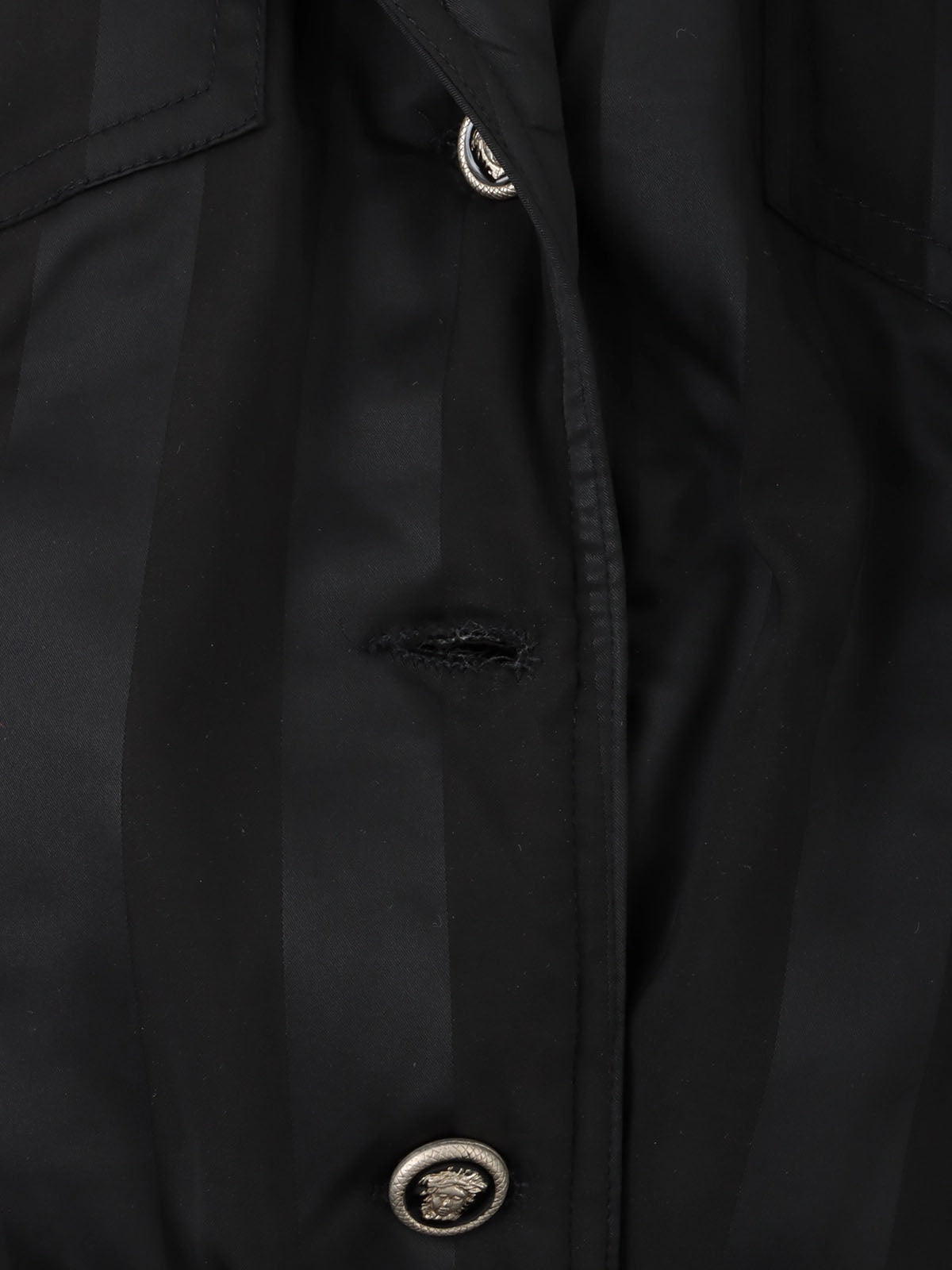 黑色条纹美杜莎纽扣套装