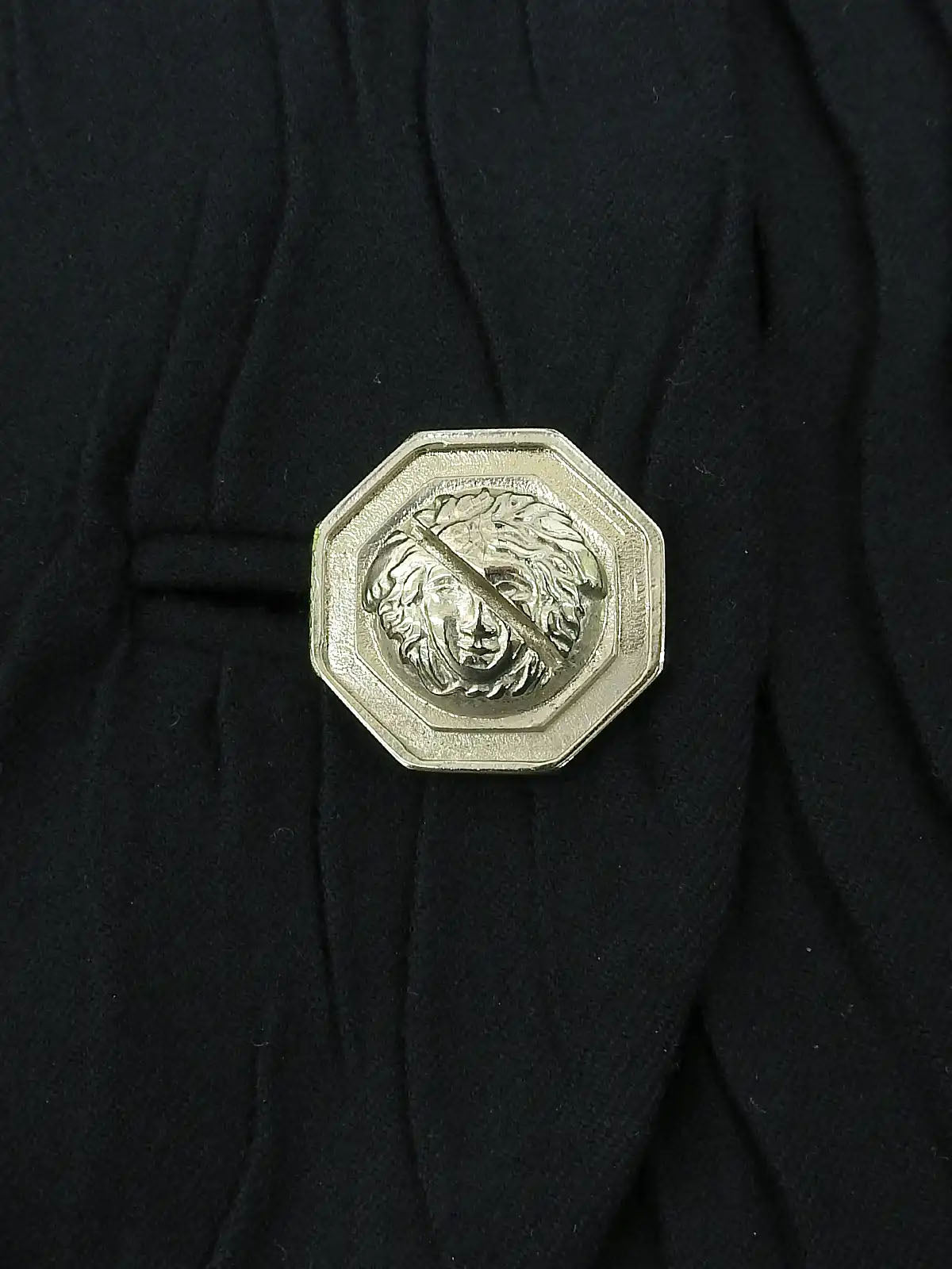 深海军蓝褶皱美杜莎纽扣套装