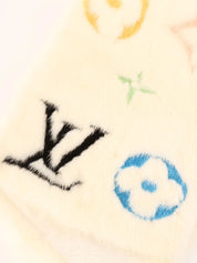 白色貂皮字母围巾