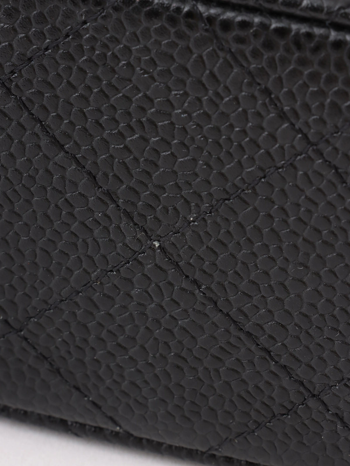 2005 Caviar Skin 经典翻盖链条包 迷你 黑色