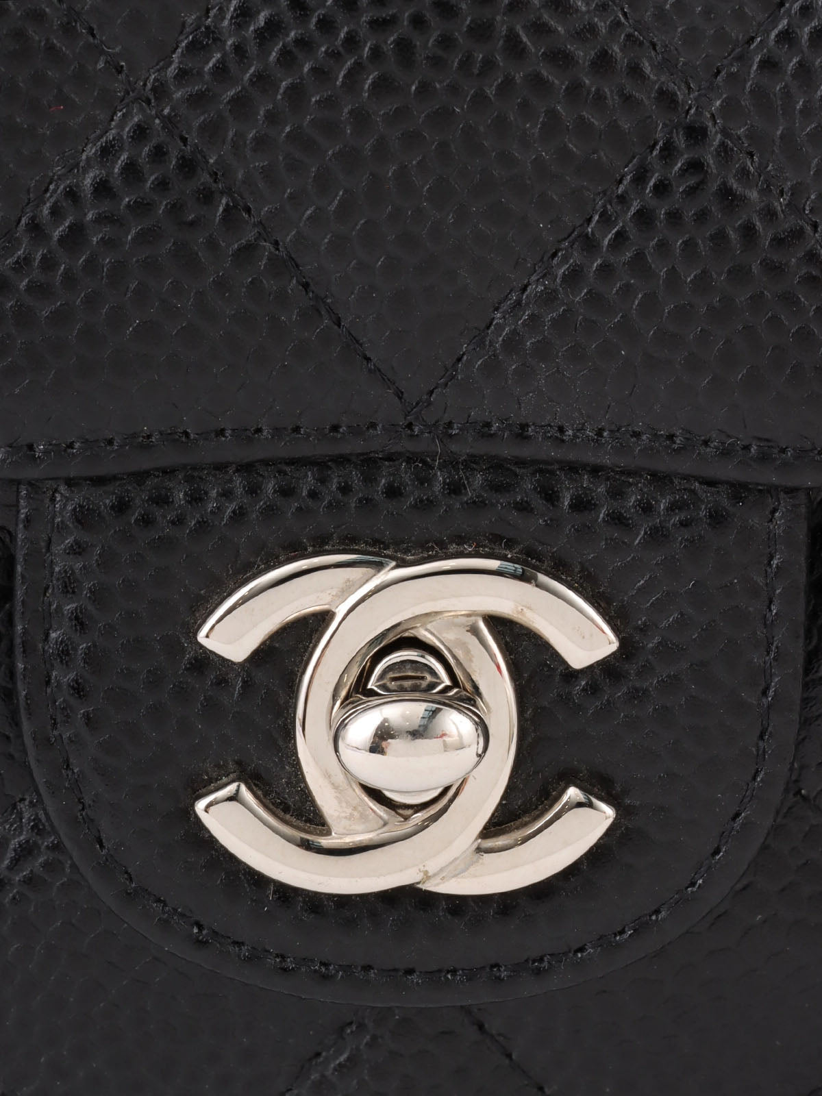2005 Caviar Skin 经典翻盖链条包 迷你 黑色