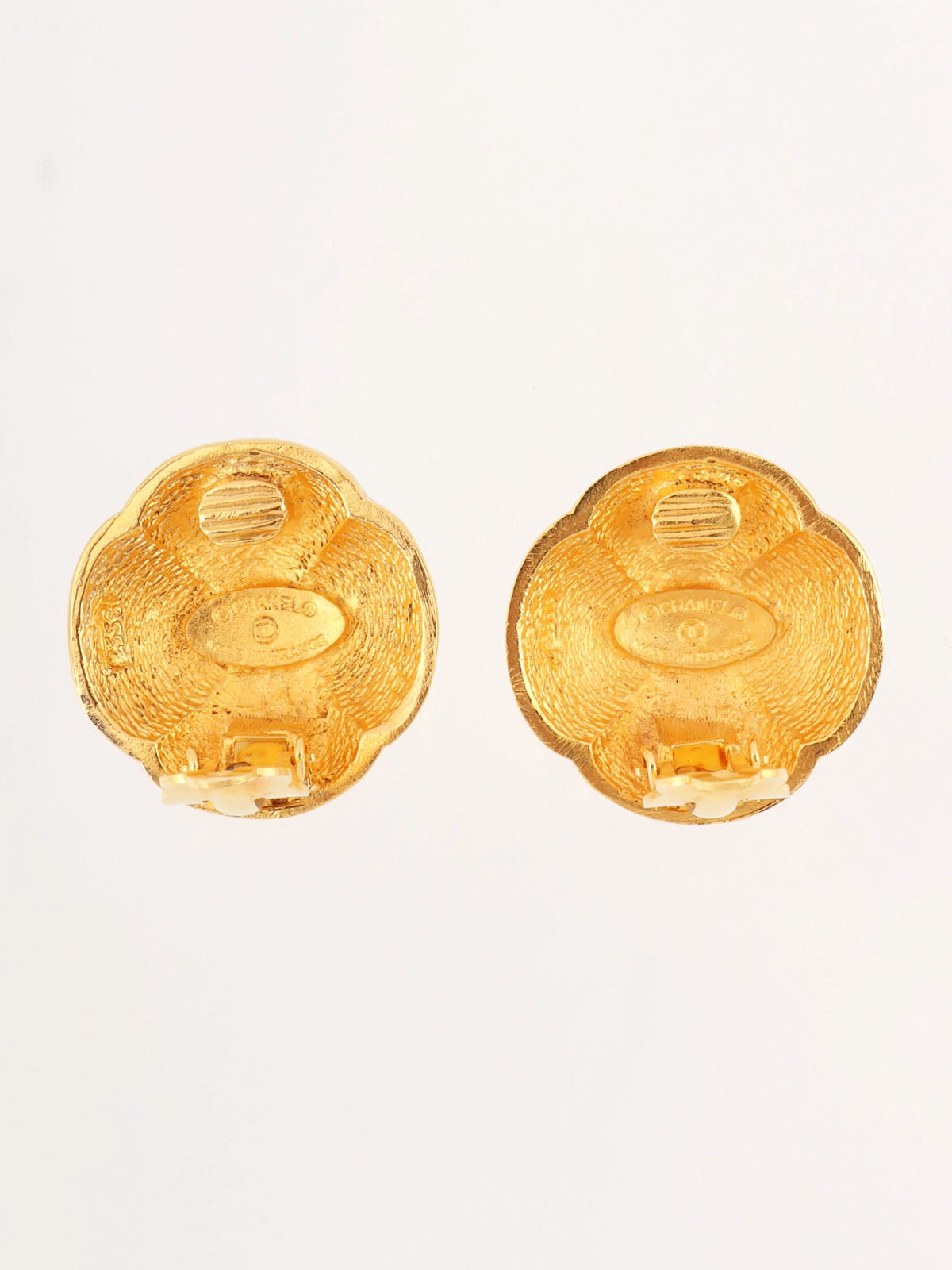 花卉图案 CC 标志耳环 金色