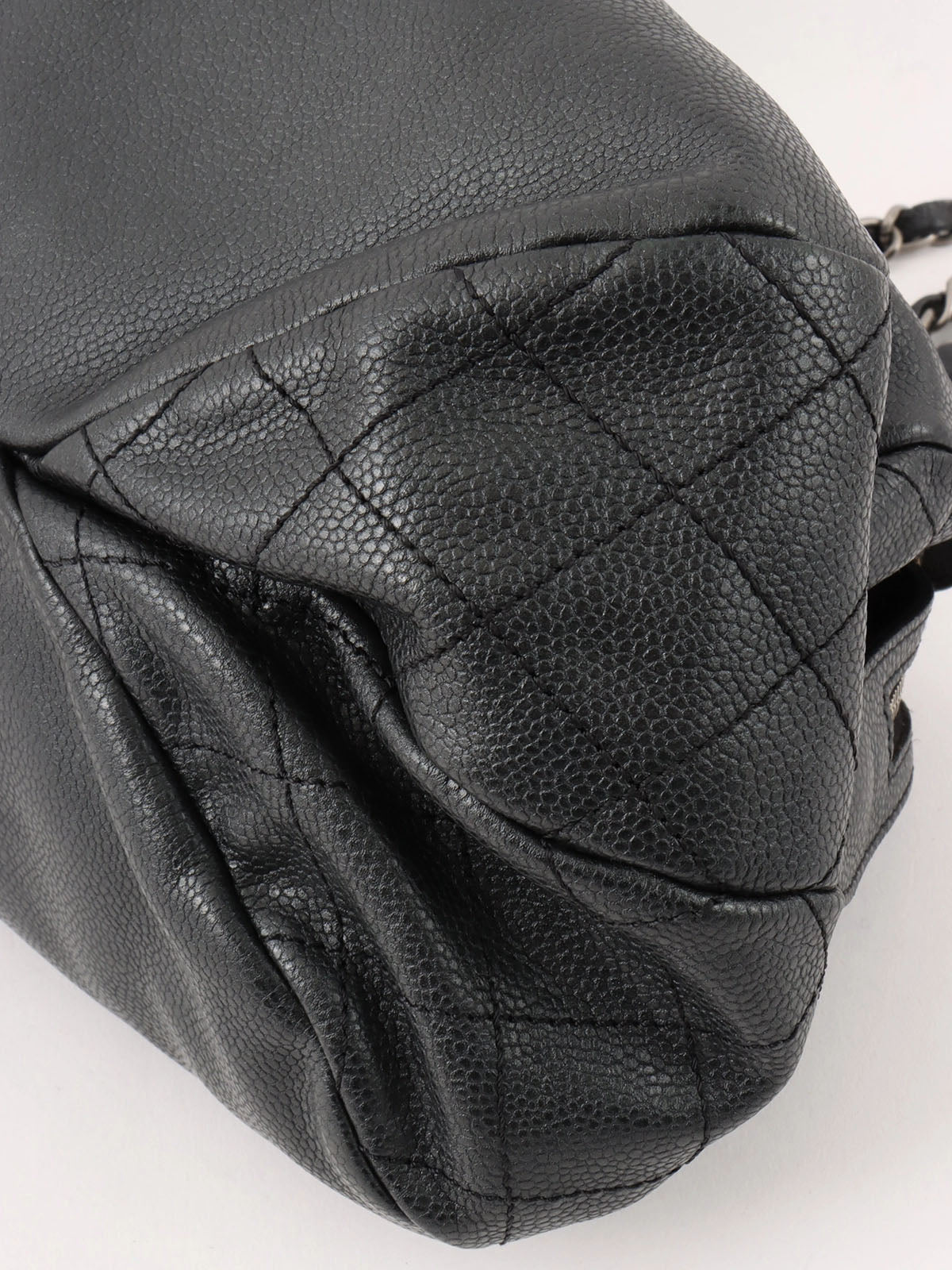 2009 Caviar Skin CC Mark Stitch Chain Tote Bag Black