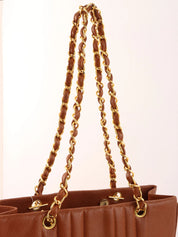 1992 Mademoiselle Caviar Skin Stitch CC 旋锁链条托特包(驼色)