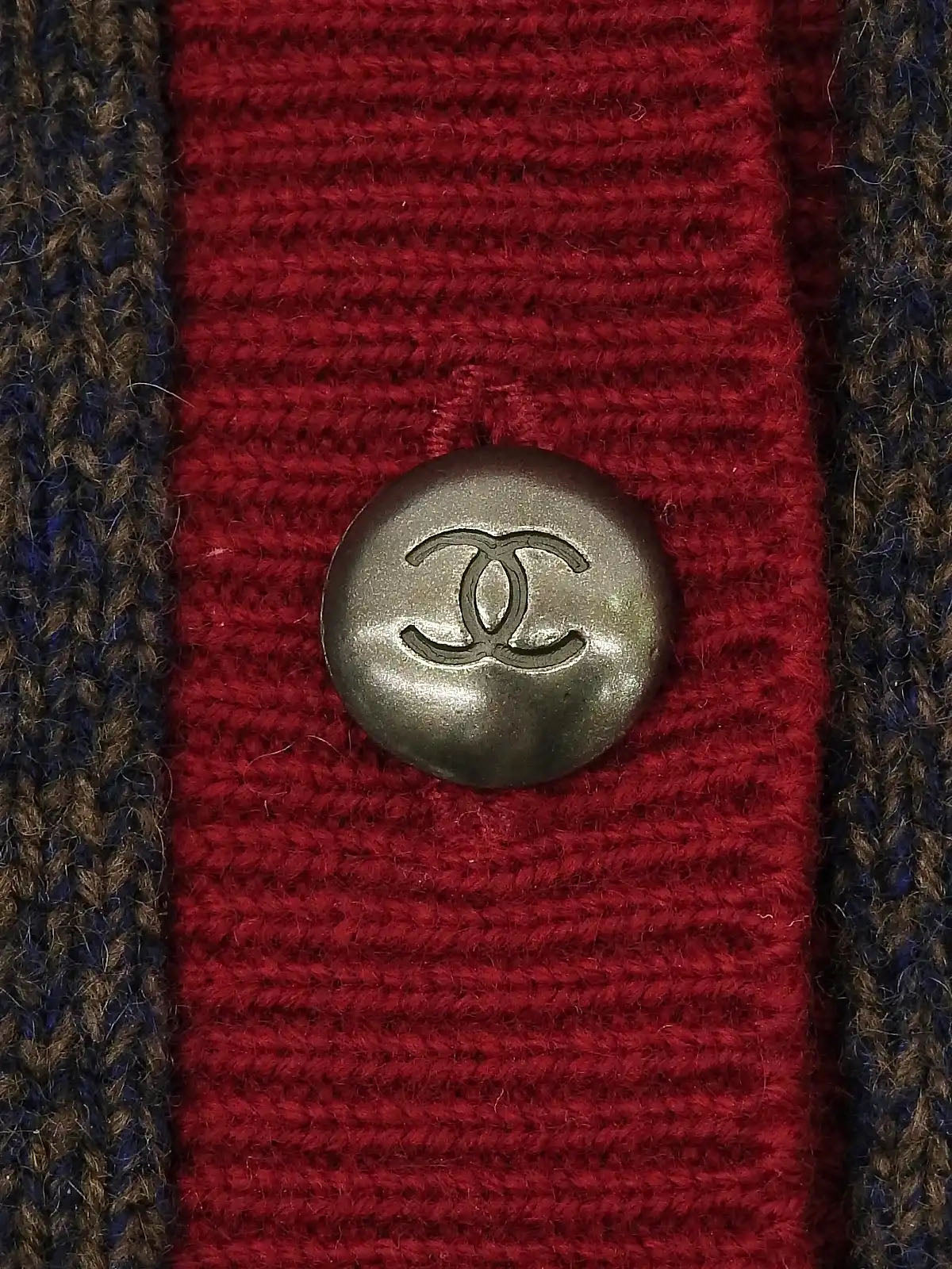 1997 Cashmere CC Mark Button Knit Ensemble in Navy/Bordeaux