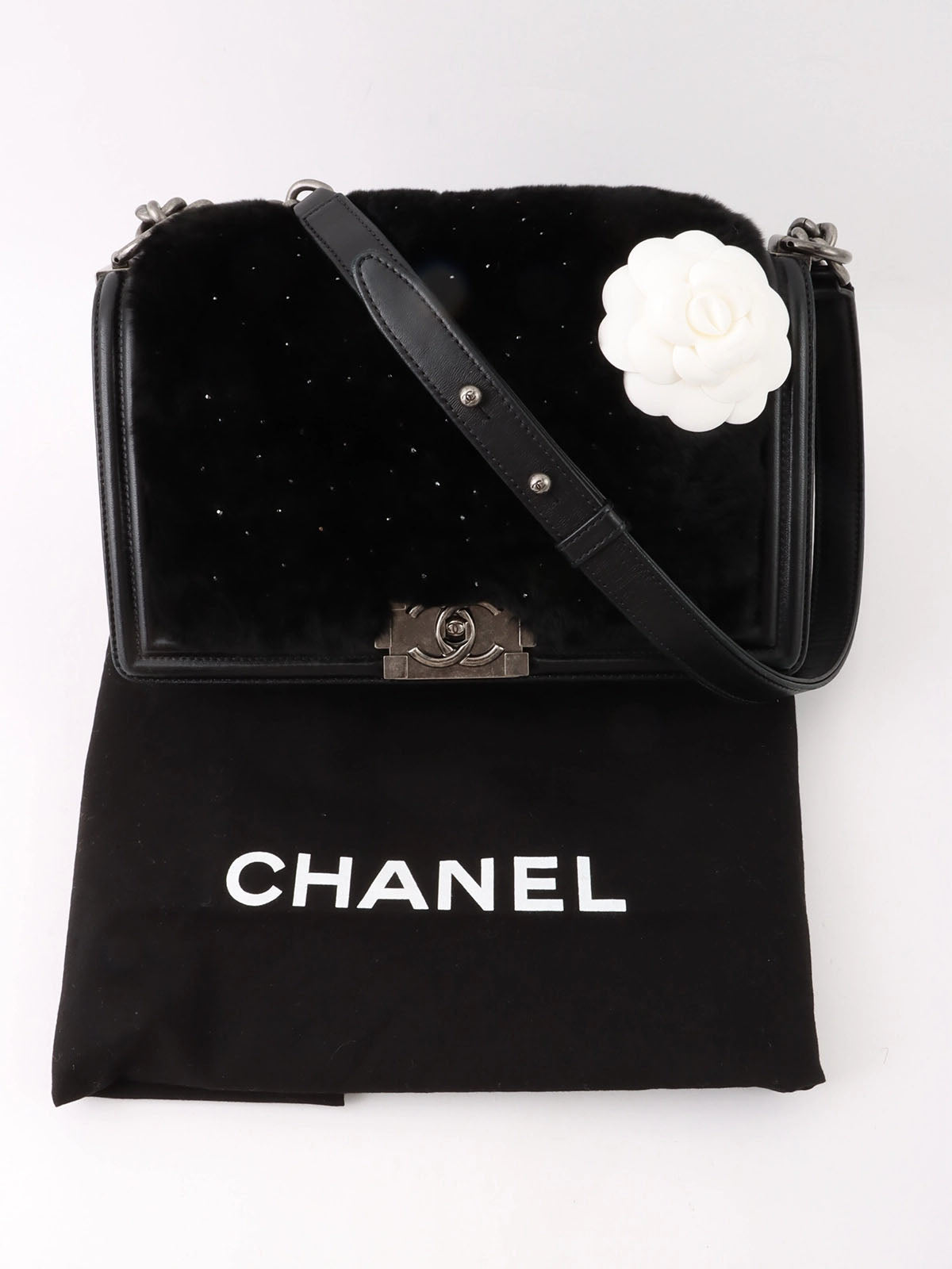 2015 水钻皮毛皮革组合男孩 Chanel 链条单肩包黑色
