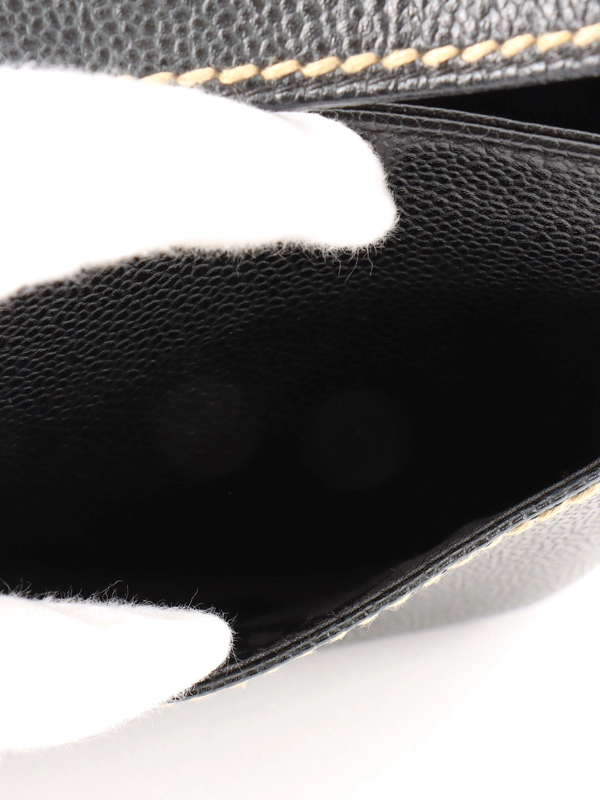 2004 Caviar Skin Wild Stitch CC Mark 单肩包 黑色