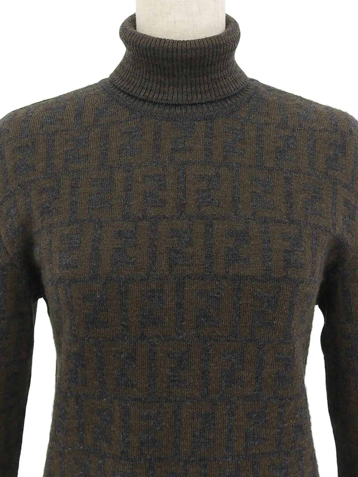 Wool FF Zucca Pattern Turtleneck Knit Top in Gray/Khaki