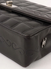 2000 Chocolate Bar 2.55cc Mark Chain Bag, Black