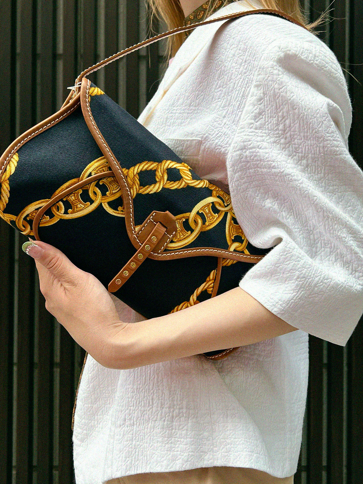 ダークブラウン 円形刺繍 ショルダーバッグ バケツ型 ショルダーバッグ | Bagoodtimeshop