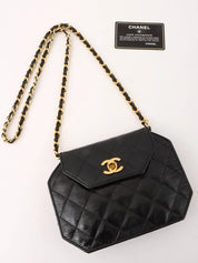 1990's Lizard Octagon CC Turnlock Chain Shoulder Bag in Black