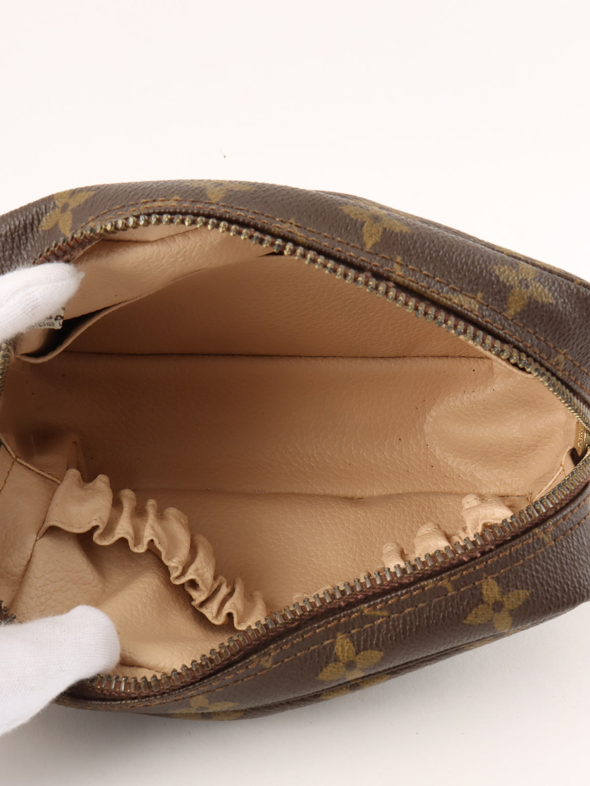1984 Canvas Monogram True Towelette 18 Brown