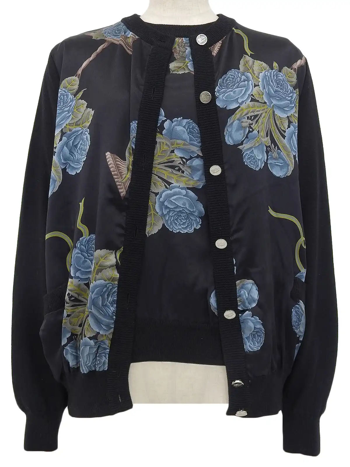 Silk knit combination flower pattern ensemble in black/blue