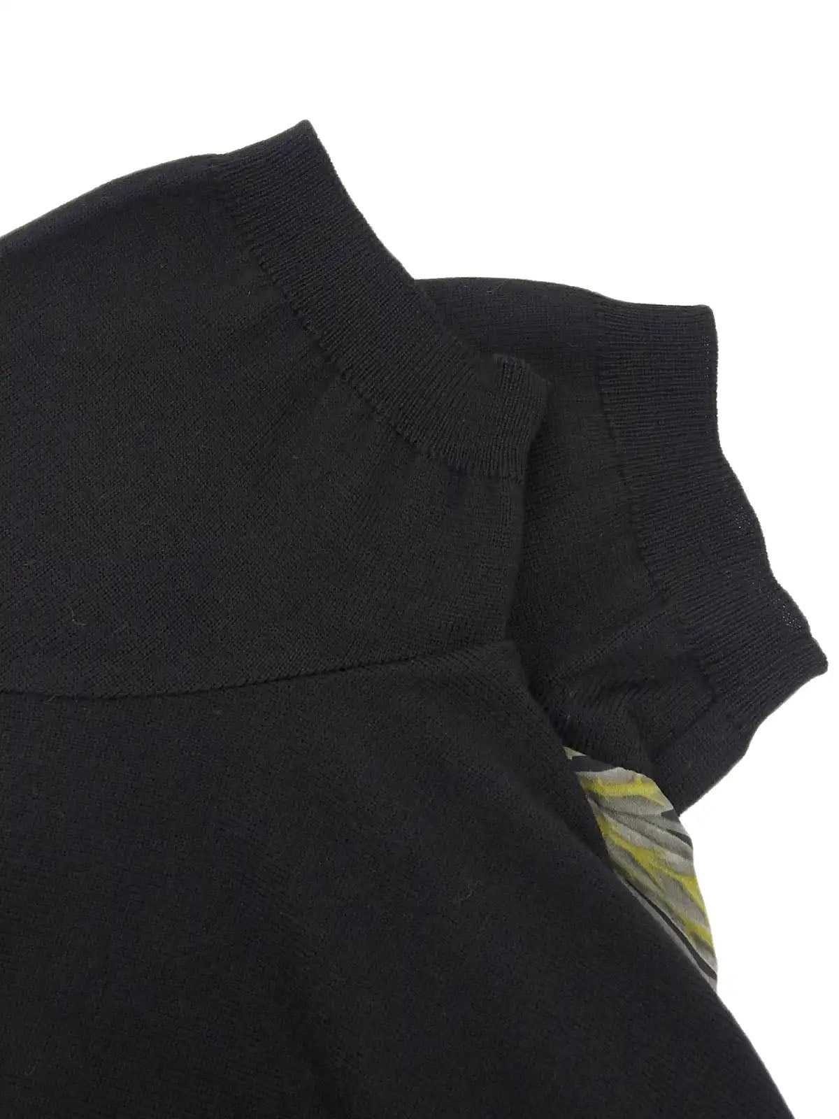 Silk knit combination flower pattern ensemble in black/blue