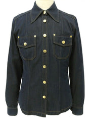 靛蓝色徽标纽扣牛仔衬衫