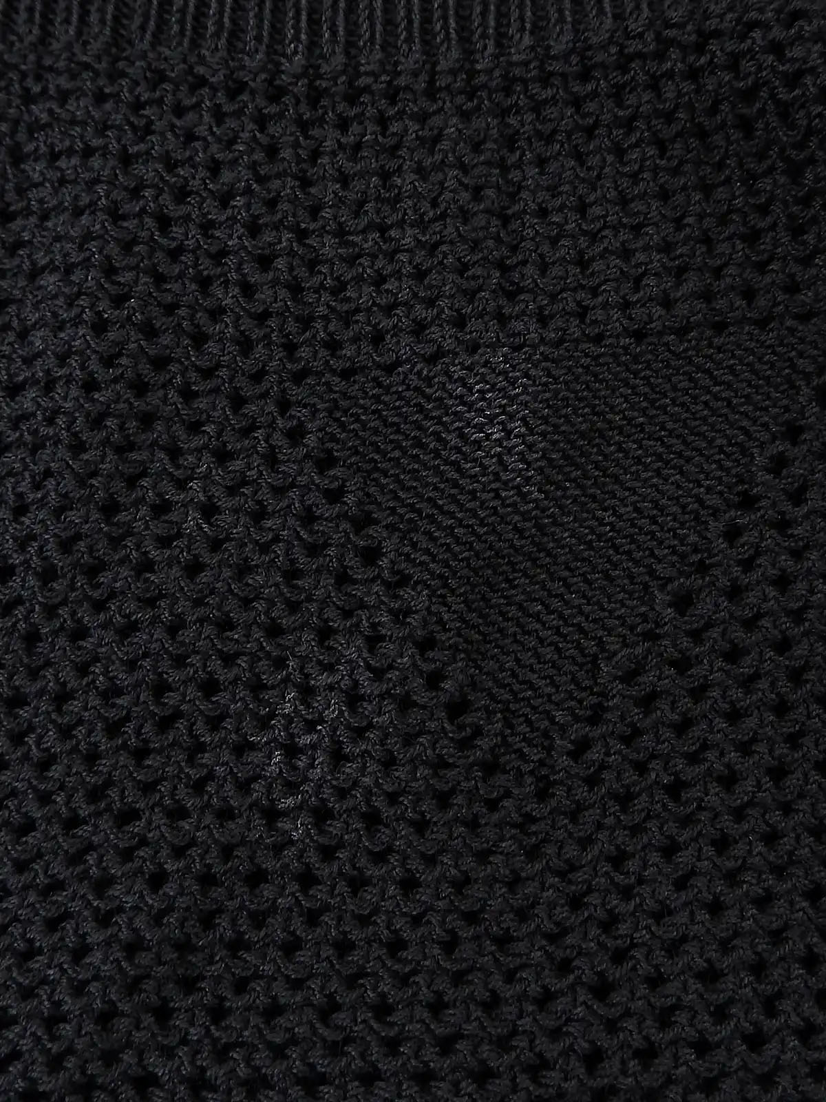 黑色网格三角形图案上衣