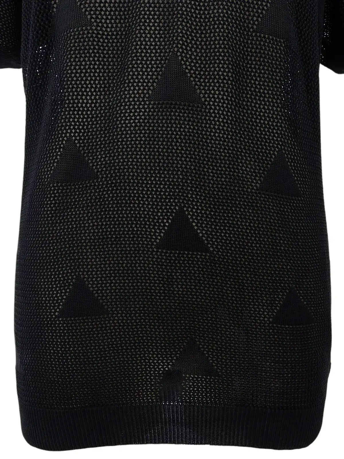 黑色网格三角形图案上衣