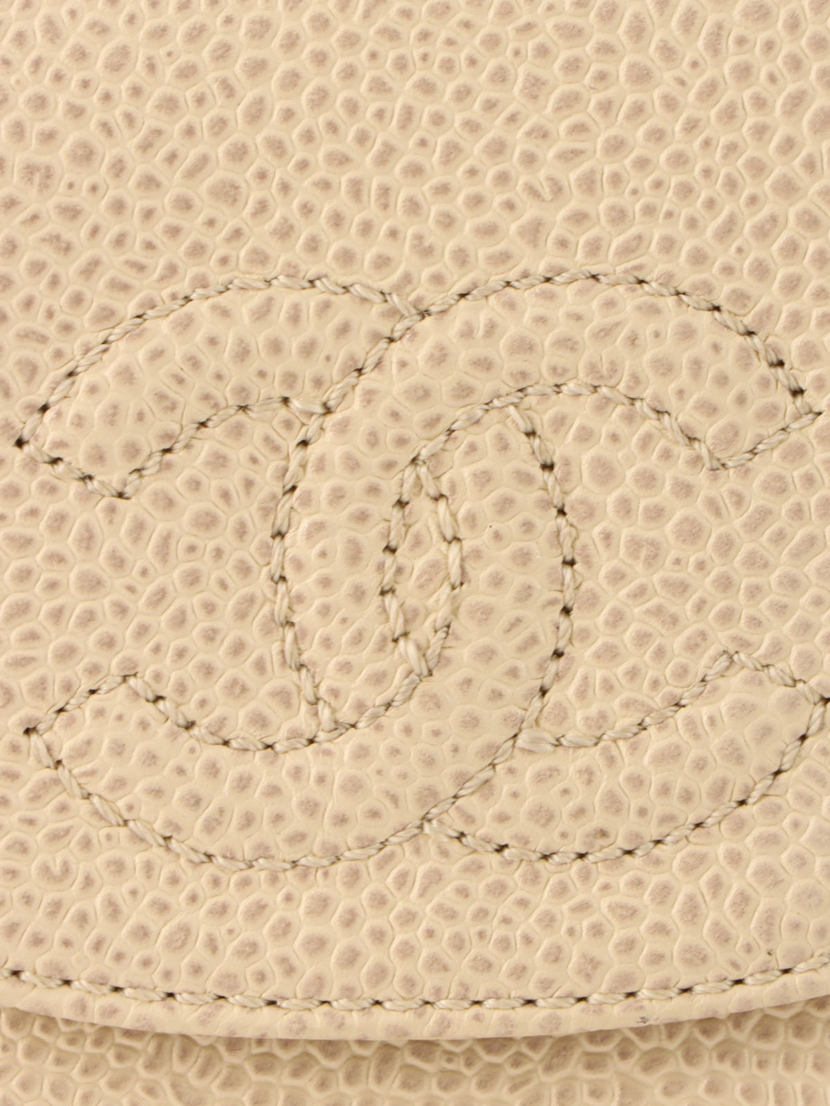 约2000年 Caviar Skin CC Mark Stitch 烟盒,象牙色
