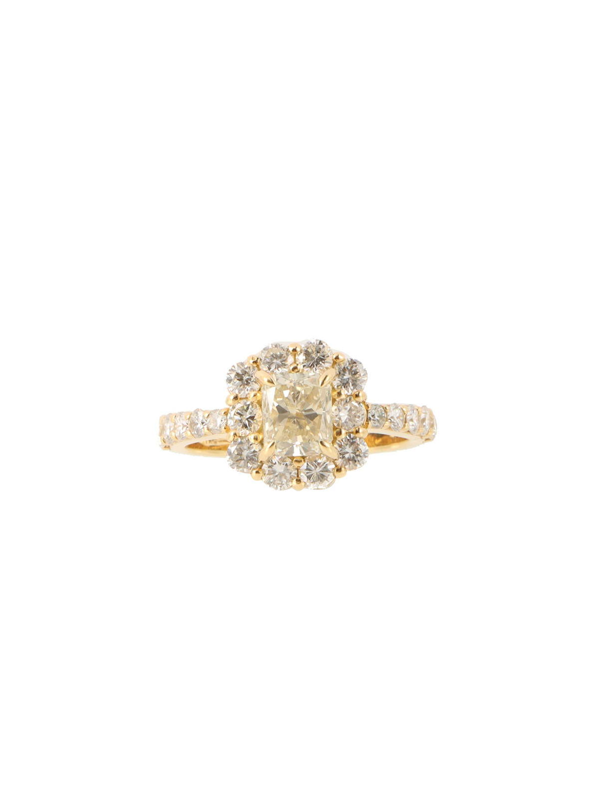 18K Gold Diamond Design Ring