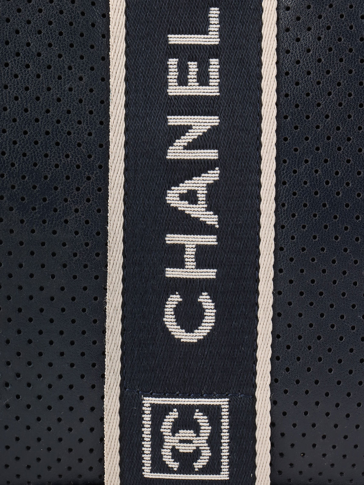 2004 Sports Line CC 旋锁穿孔皮革链条单肩包,海军蓝