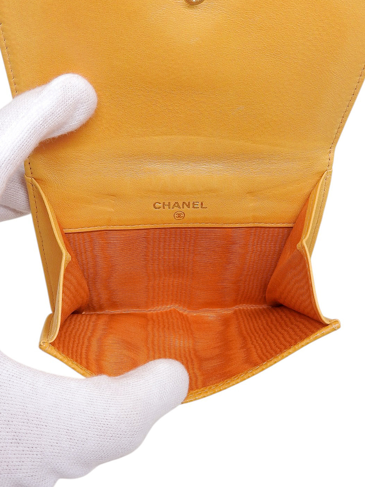 2000 Caviar Skin CC Mark Stitch Wallet in Mustard