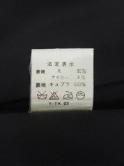 黑色条纹纽扣夹克
