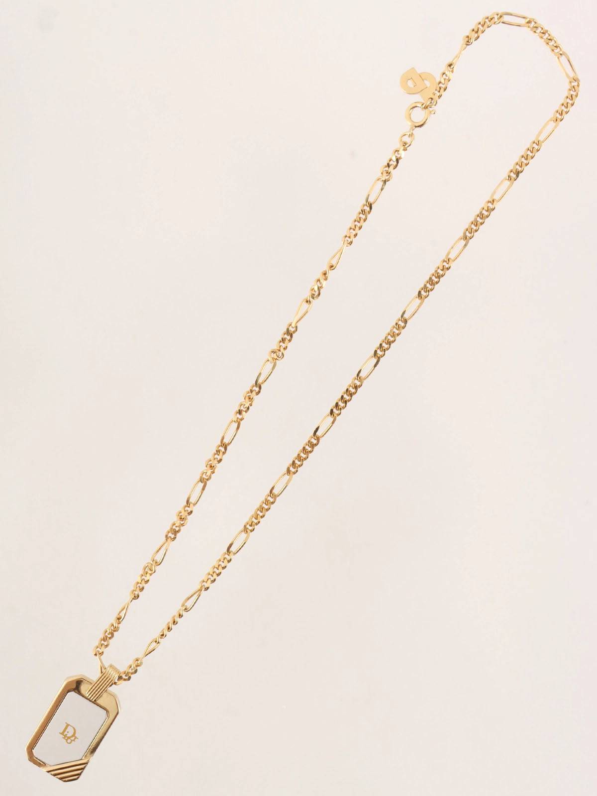 Logo Plate Necklace Gold