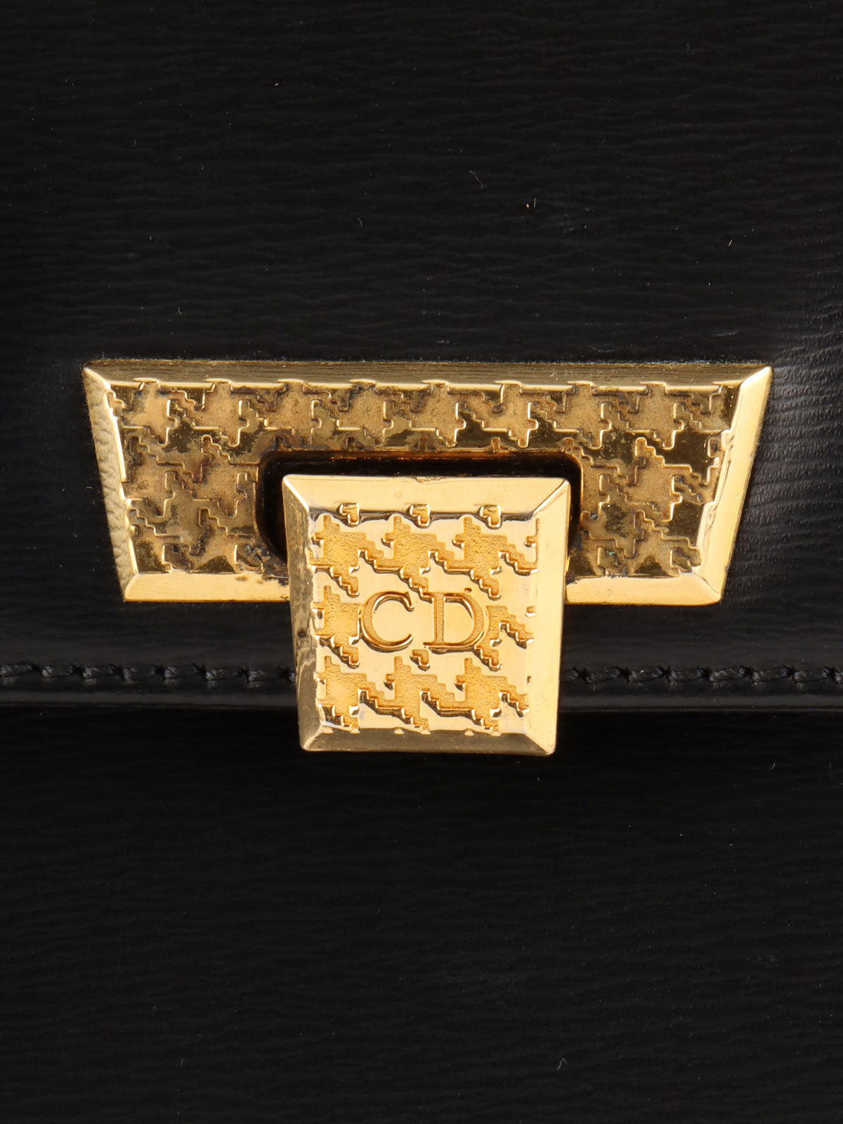 徽标牌链条单肩包 黑色