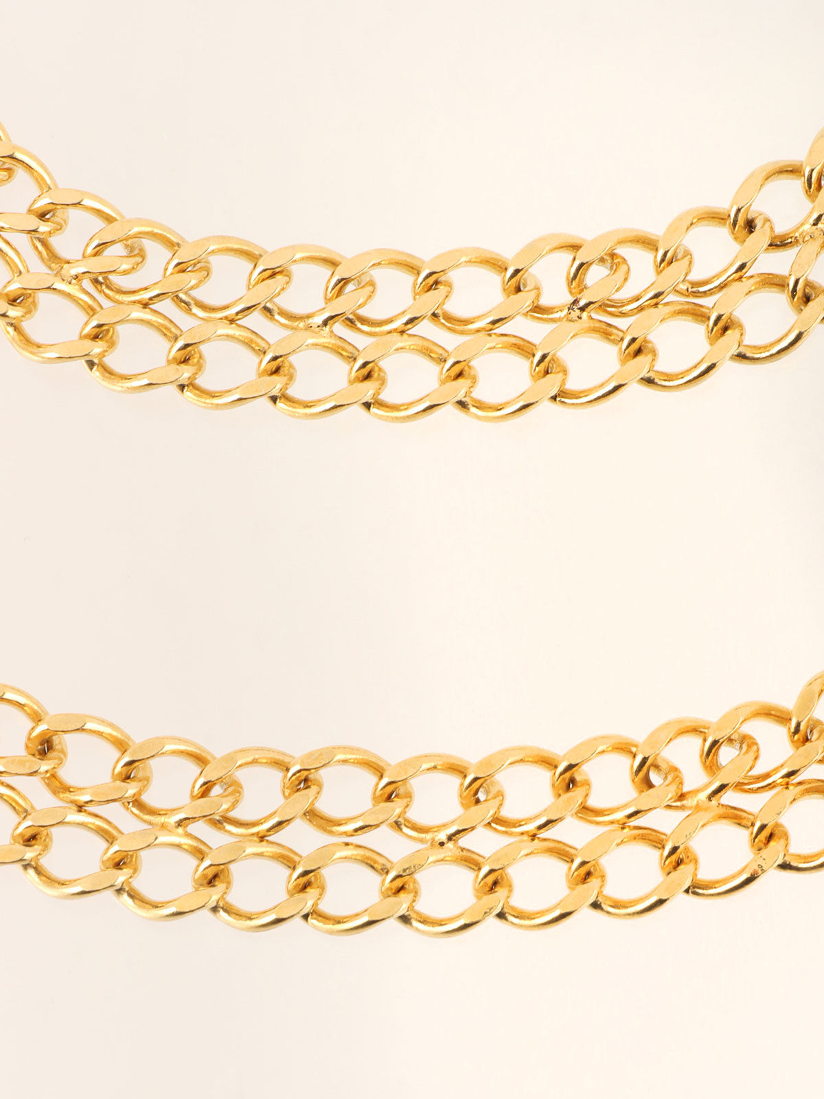 Round CC Mark Plate Chain Belt Gold