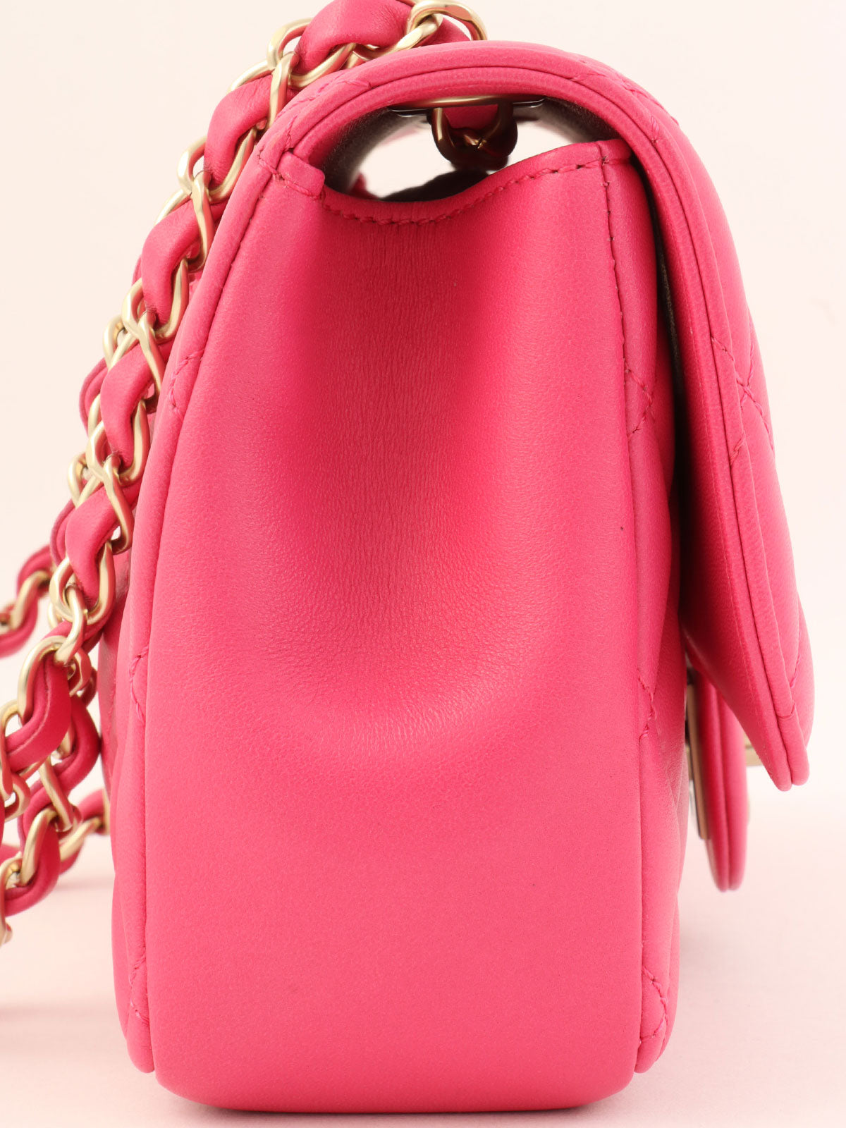 2015 Matelasse Stitch CC 旋锁单肩包 粉色