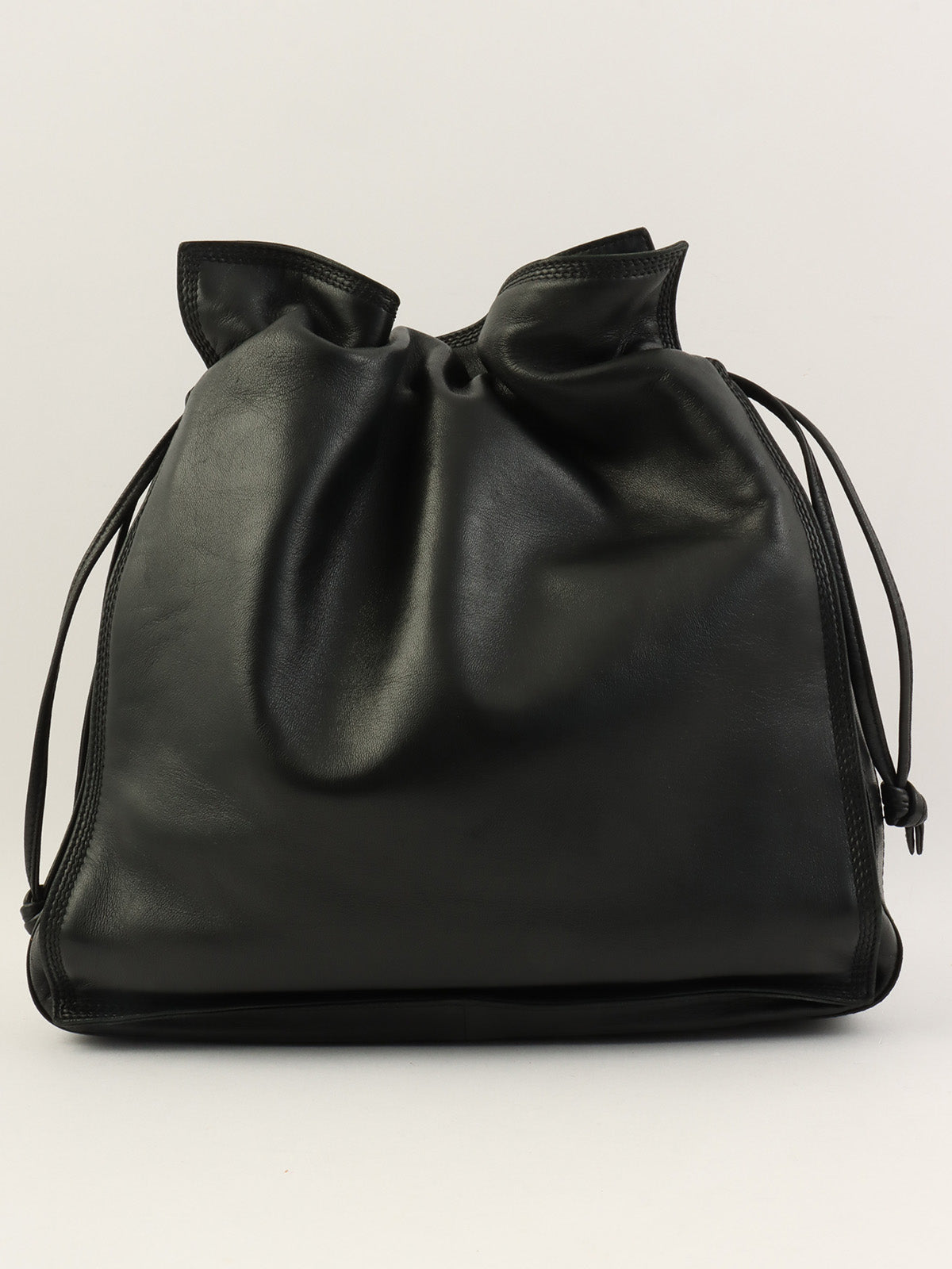 黑色 Anagram Stitch 单肩包