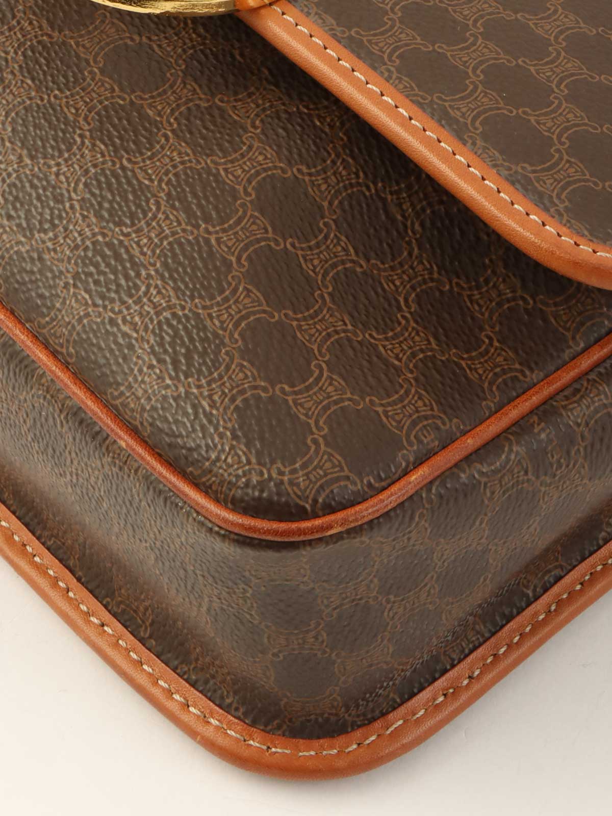 Macadam Pattern Logo Plate Shoulder Bag Brown