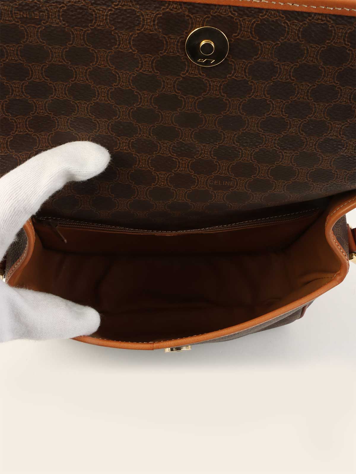 Macadam Pattern Logo Plate Shoulder Bag Brown