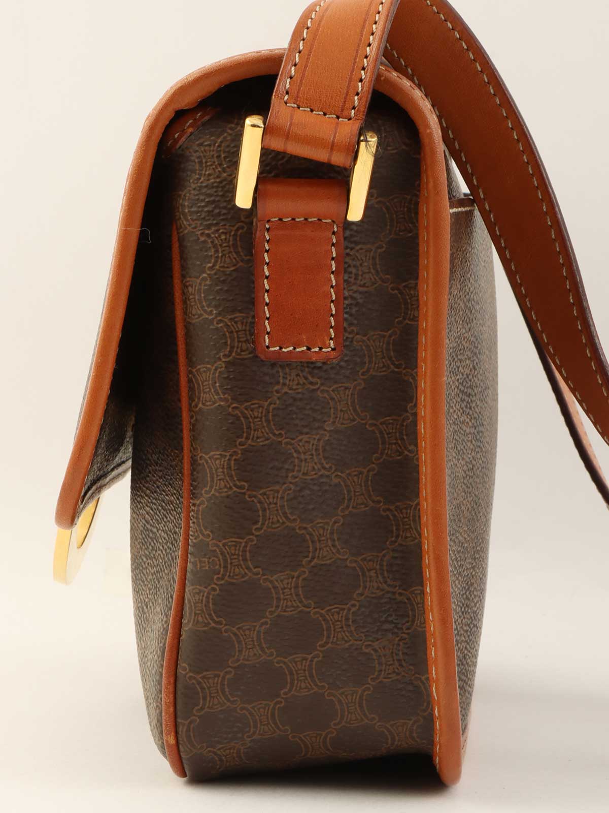 Macadam Pattern Logo Plate Shoulder Bag Brown