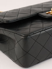 Classic flap chain bag, 23cm, black, made between 1985 and 1990