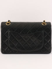 Classic flap chain bag, 23cm, black, made between 1985 and 1990