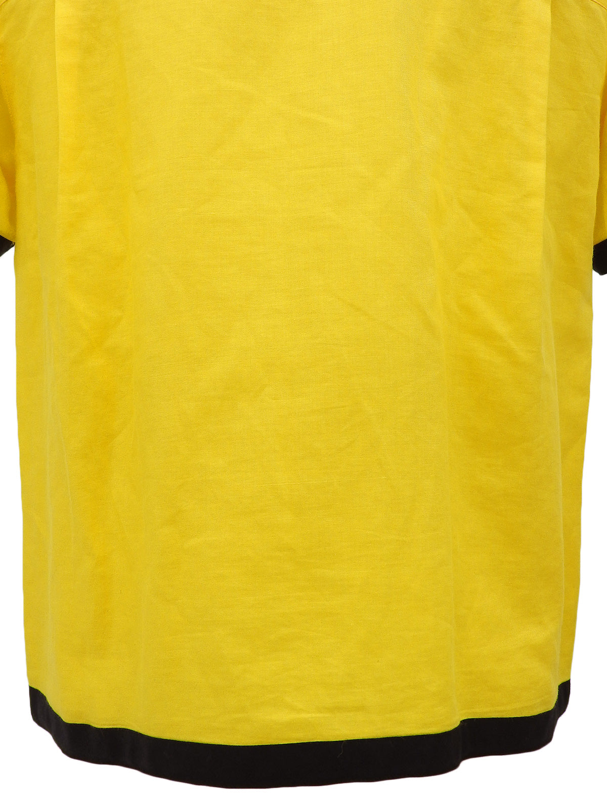 Two-tone half-sleeve shirt in yellow and black