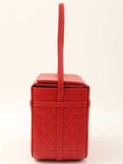 红色藤格纹缝线化妆包