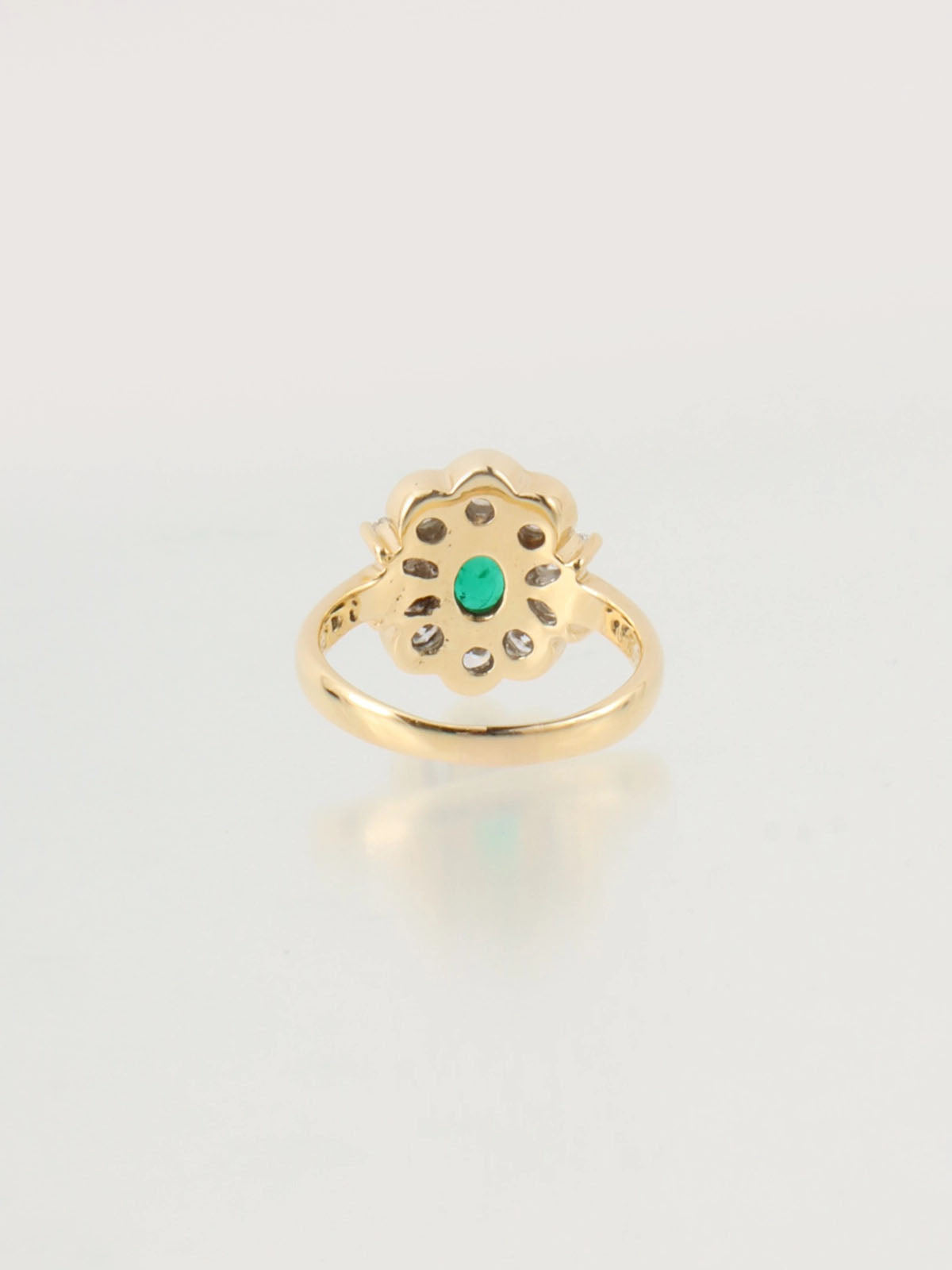 18K Gold/Green Emerald Diamond Design Ring